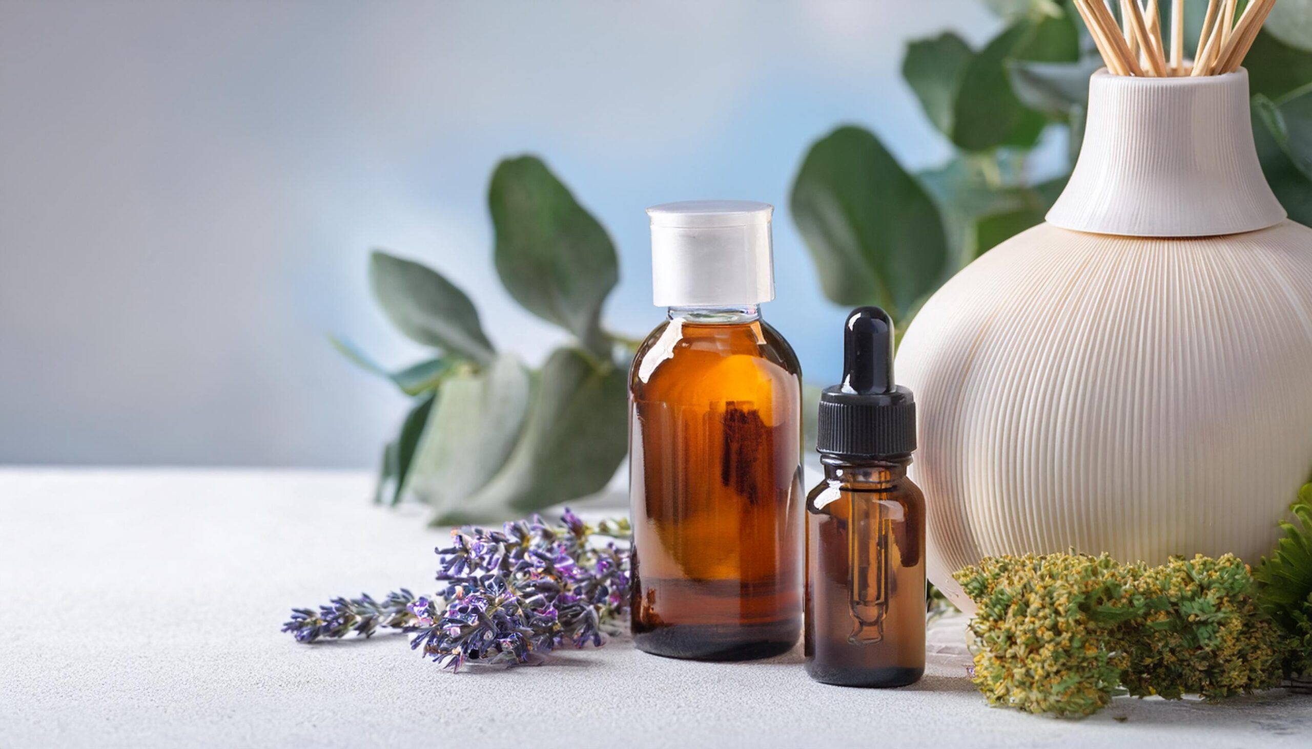 essential ils in aromatherapy, lavender oil benefits, essential oils benefit, aromatherapy benefits,